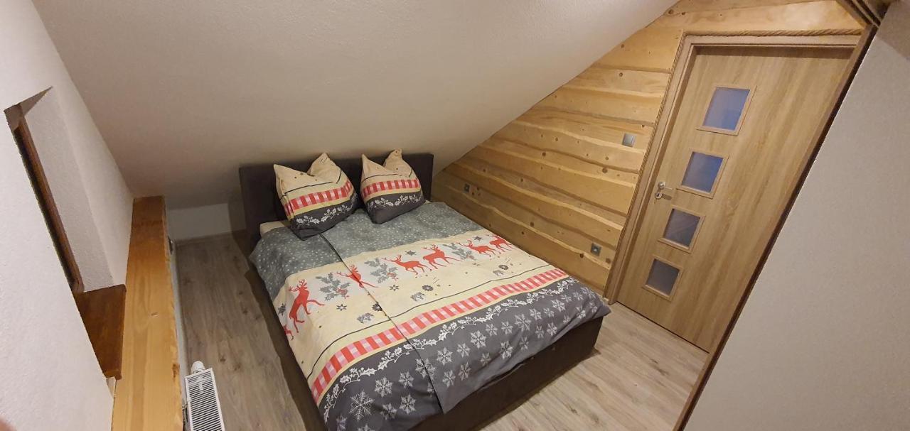 Apartmany Scarlett Mýto pod Ďumbierom Esterno foto