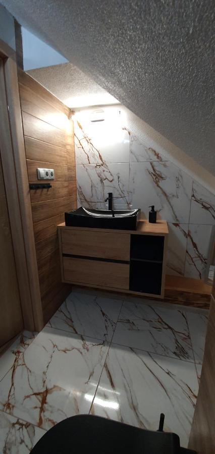 Apartmany Scarlett Mýto pod Ďumbierom Esterno foto