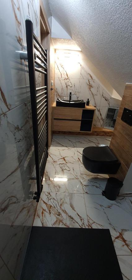 Apartmany Scarlett Mýto pod Ďumbierom Esterno foto